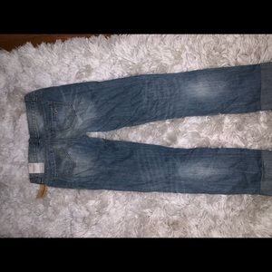 Medium wash Girlfriend jeans
